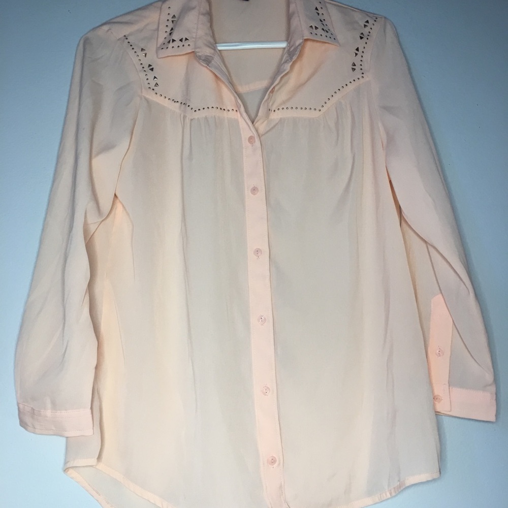 Soft pink button up